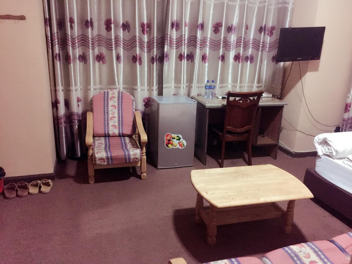 New Yuetan Hotel Darüsselam Dış mekan fotoğraf