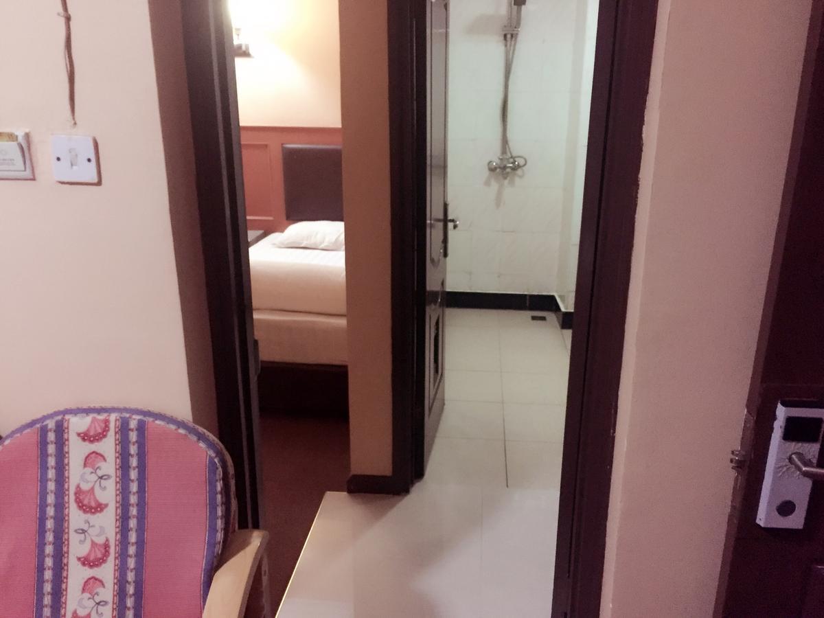 New Yuetan Hotel Darüsselam Dış mekan fotoğraf